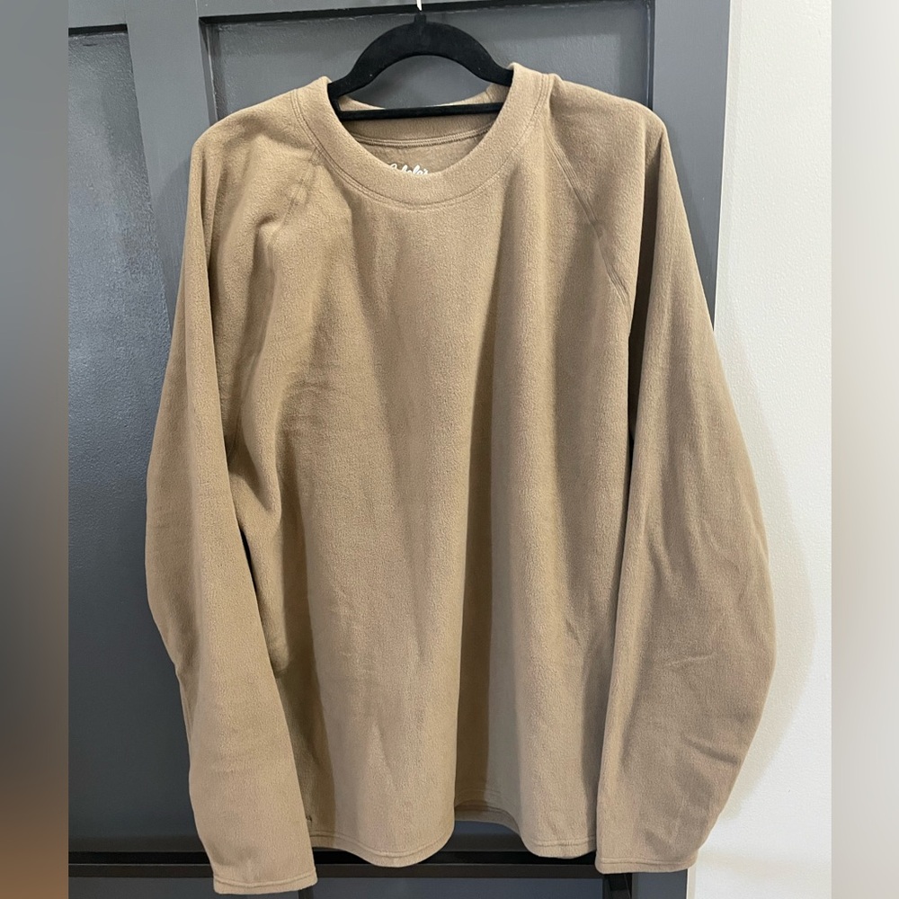 Men’s Cabela’s Sweater - rarely worn